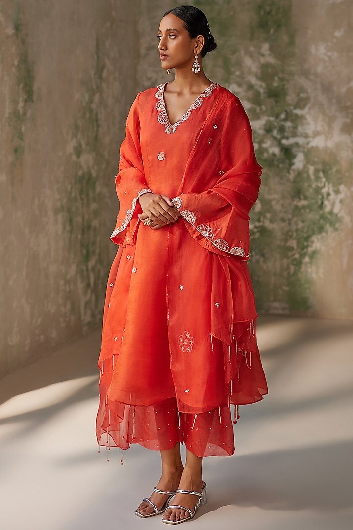 Tomato Red Pure Silk Organza Floral Motif Embroidered Kurta Set by Zoon Tribe