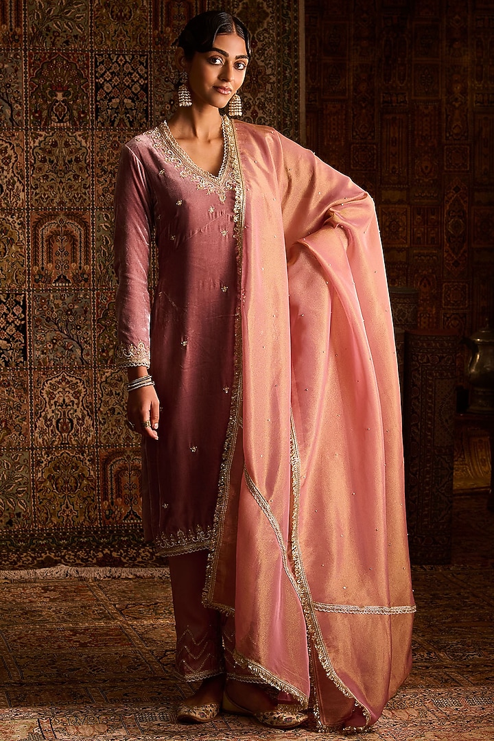 Rose Pink Silk Velvet Hand Embroidered A-Line Kurta Set by Zoon Tribe at Pernia's Pop Up Shop