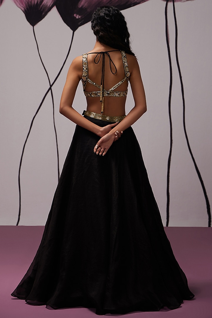 Black Silk Organza Wedding Lehenga Set by Zoon Tribe at Pernia's Pop Up Shop
