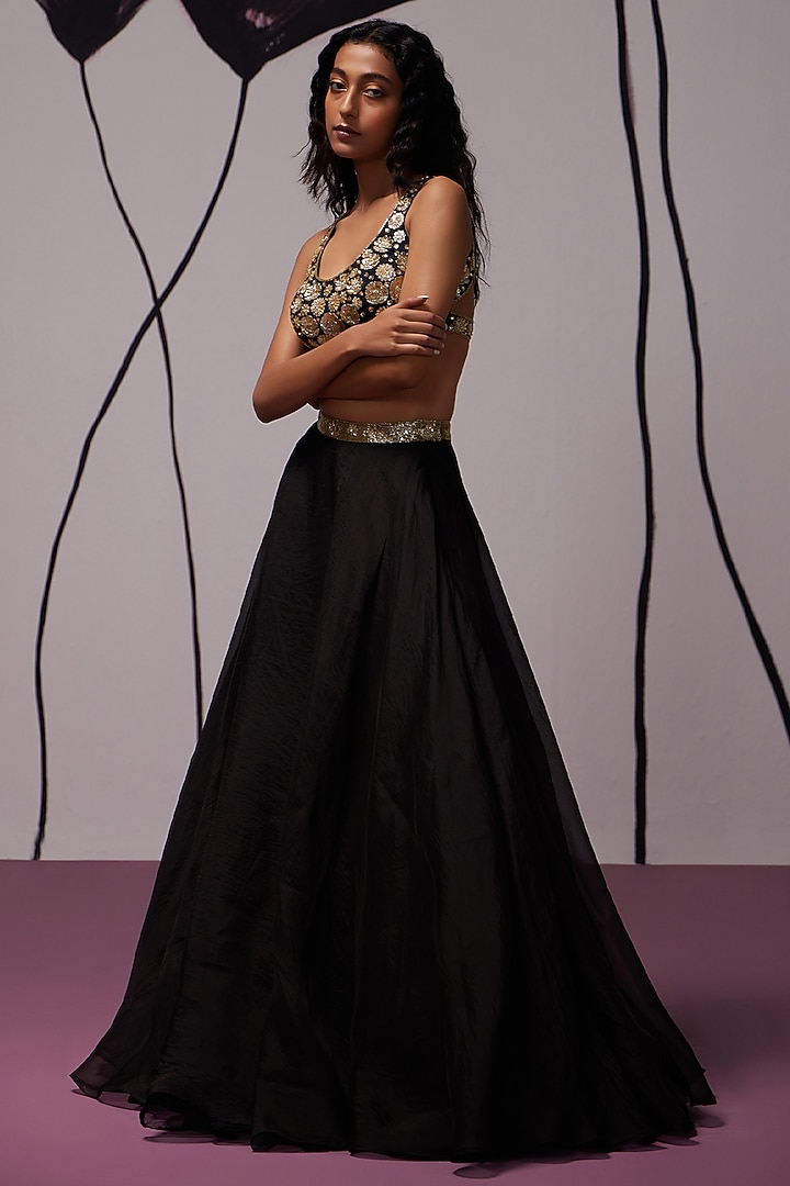 Black Silk Organza Wedding Lehenga Set by Zoon Tribe at Pernia's Pop Up Shop
