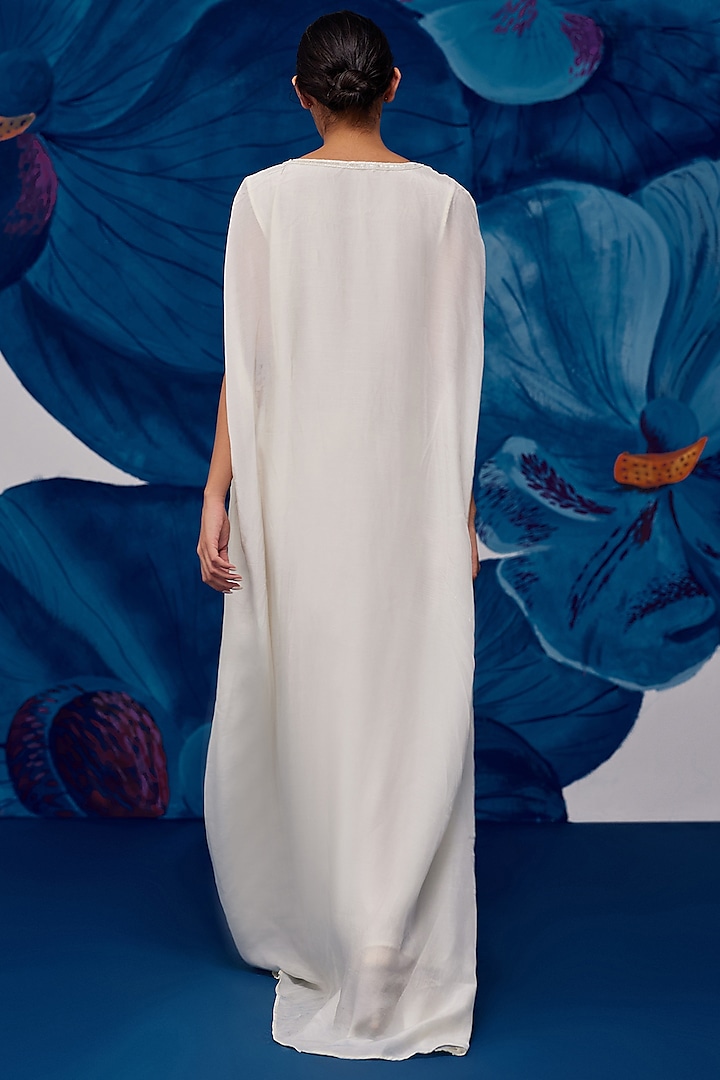 Ivory Muslin Hand Embroidered Kaftan by Zoon Tribe at Pernia's Pop Up Shop