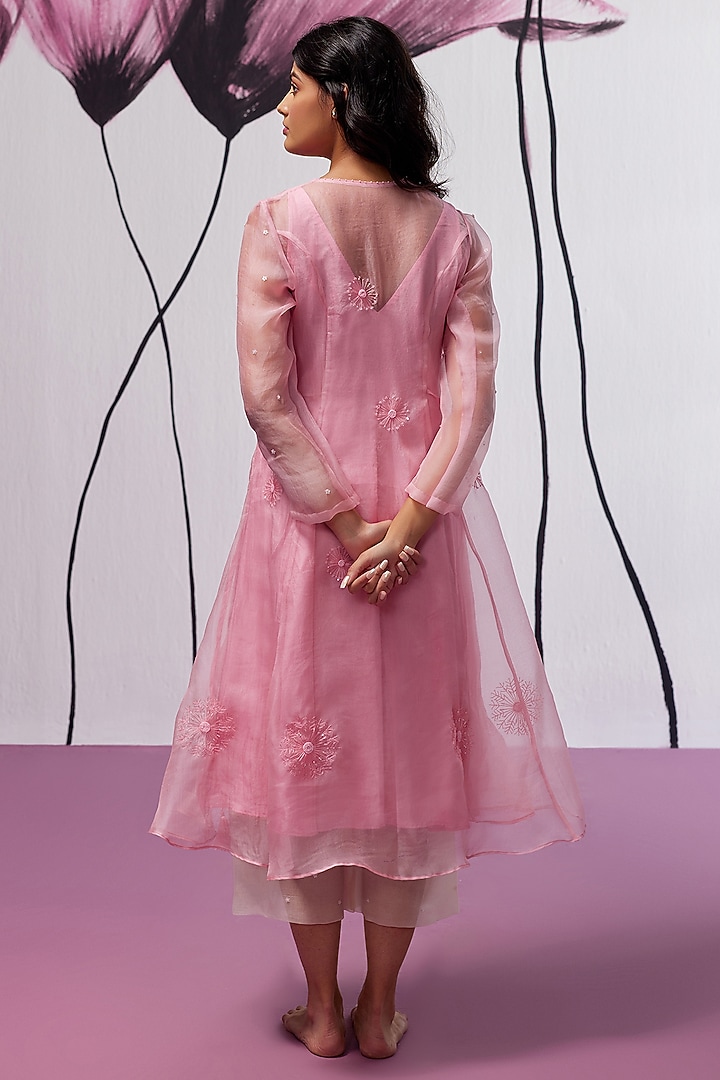 Pink Pure Silk Organza Motif Hand Embroidered Kurta Set by Zoon Tribe at Pernia's Pop Up Shop
