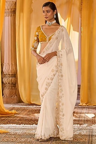 Off-White Flat Chiffon Embroidered Saree Set by Zoon Tribe