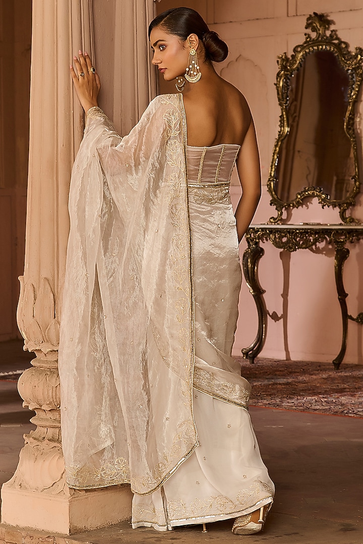 Platinum Grey Organza Embroidered Pre-Stitched Wedding Saree Set by Zoon Tribe at Pernia's Pop Up Shop