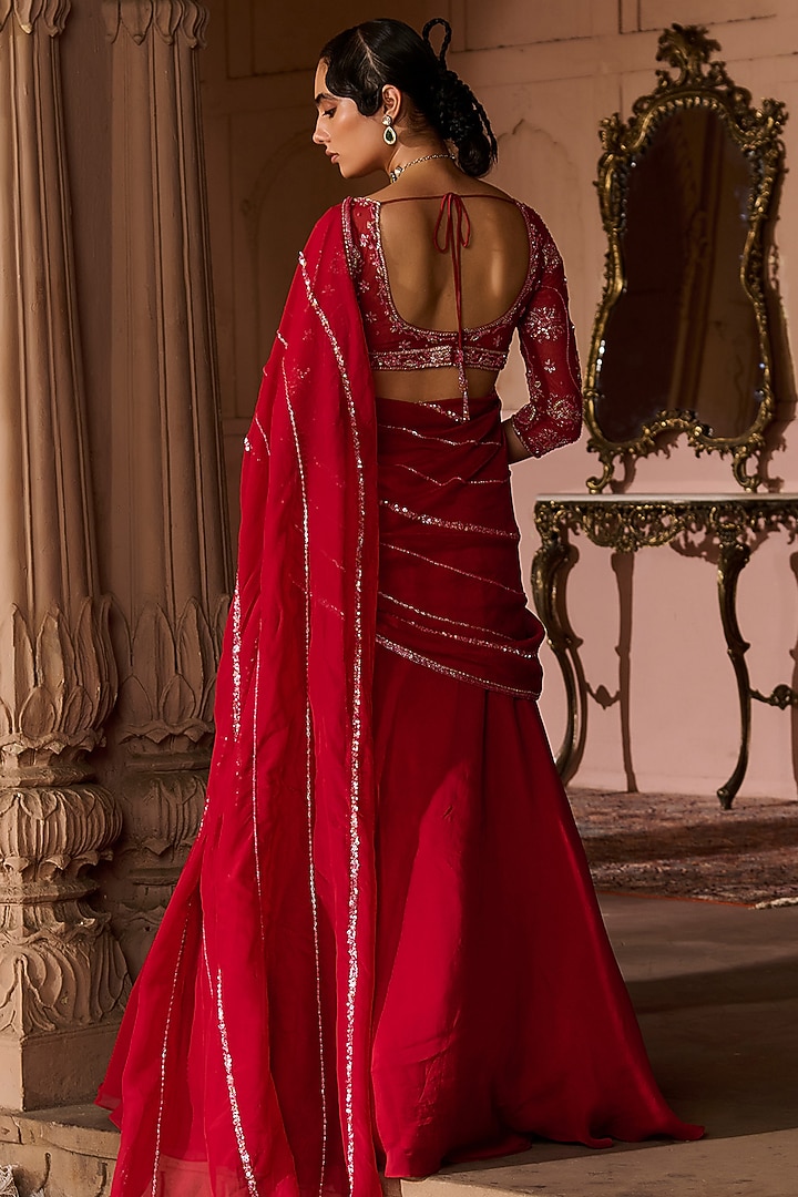 Sindoori Red Organza Hand Embroidered Pre-Stitched Wedding Saree Set by Zoon Tribe at Pernia's Pop Up Shop