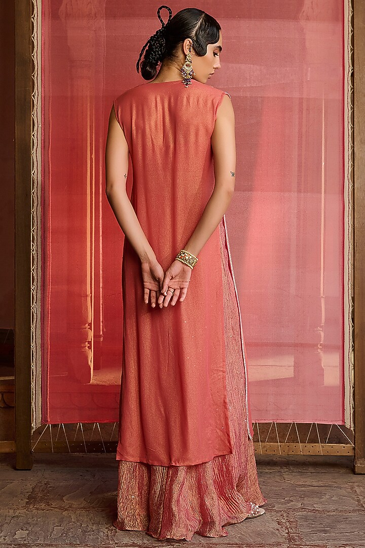 Coral Foil Georgette Embroidered Kurta Set by Zoon Tribe at Pernia's Pop Up Shop