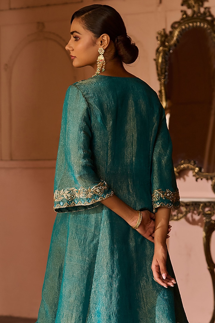 Peacock Blue Crushed Tissue Embroidered Kurta Set by Zoon Tribe at Pernia's Pop Up Shop