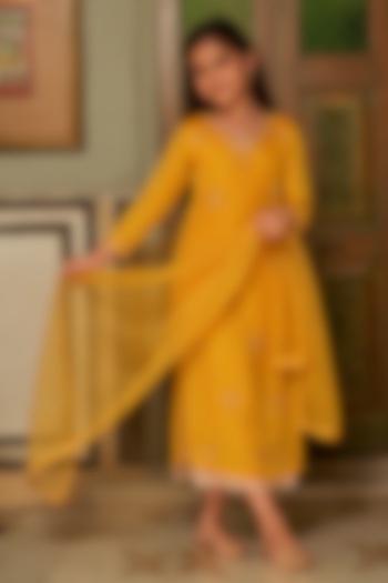 Mustard Yellow Satin Aari Embroidered Kurta Set For Girls by Zoon Tribe Kids at Pernia's Pop Up Shop