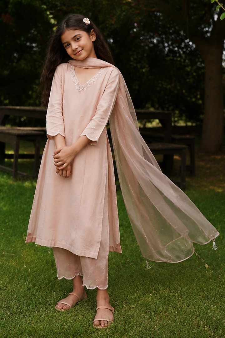 Nude Silk Chanderi Aari Hand Embroidered Kurta Set For Girls by Zoon Tribe Kids at Pernia's Pop Up Shop
