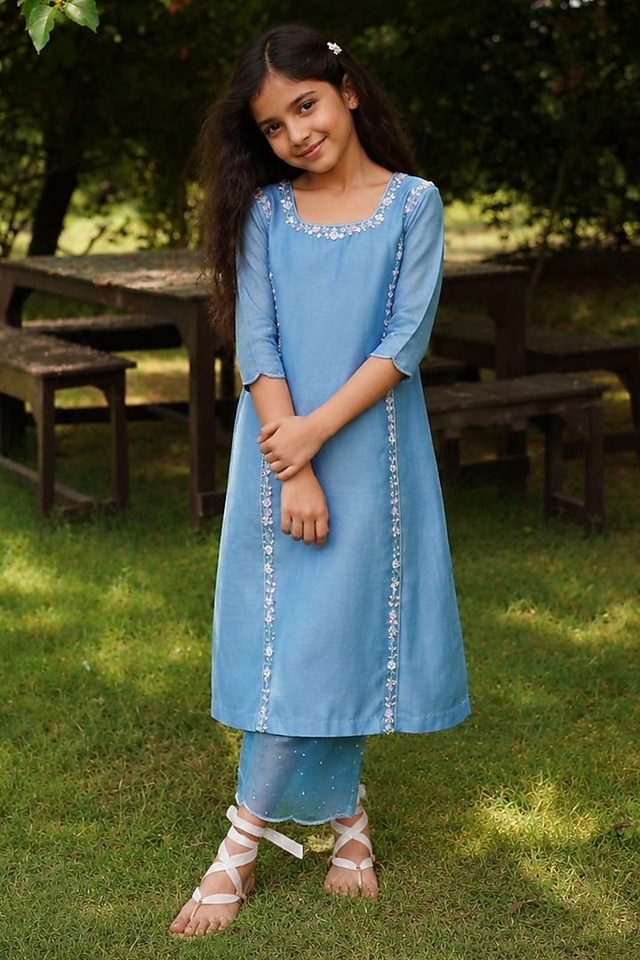 Blue Pure Chanderi Aari Hand Embroidered Kurta Set For Girls by Zoon Tribe Kids at Pernia's Pop Up Shop