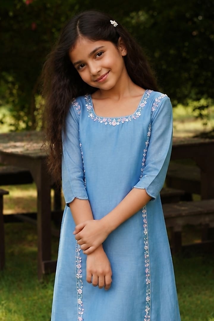Blue Pure Chanderi Aari Hand Embroidered Kurta Set For Girls by Zoon Tribe Kids at Pernia's Pop Up Shop