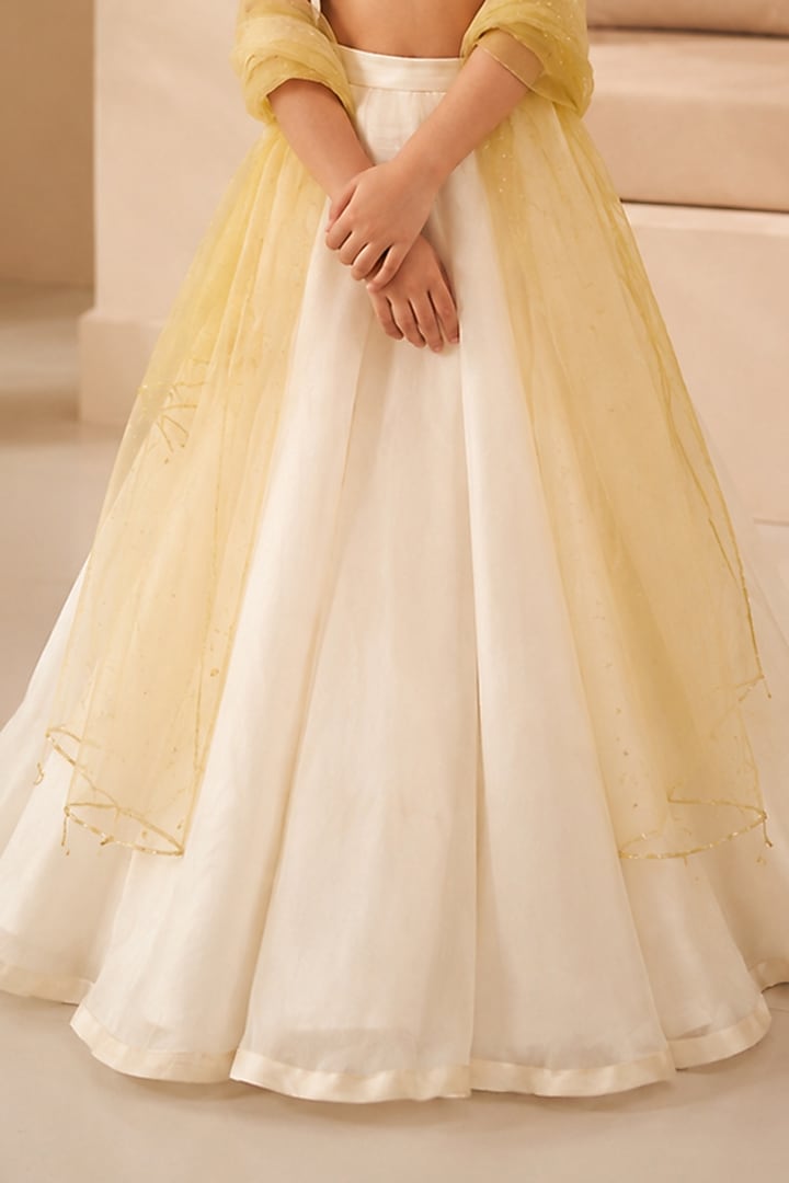 Ivory Crush Organza Kalidar Lehenga Set For Girls by Zoon Tribe Kids at Pernia's Pop Up Shop