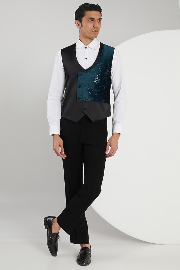 Teal Velvet Hand Embroidered Tuxedo Set by Zoop Men at Pernia's Pop Up Shop