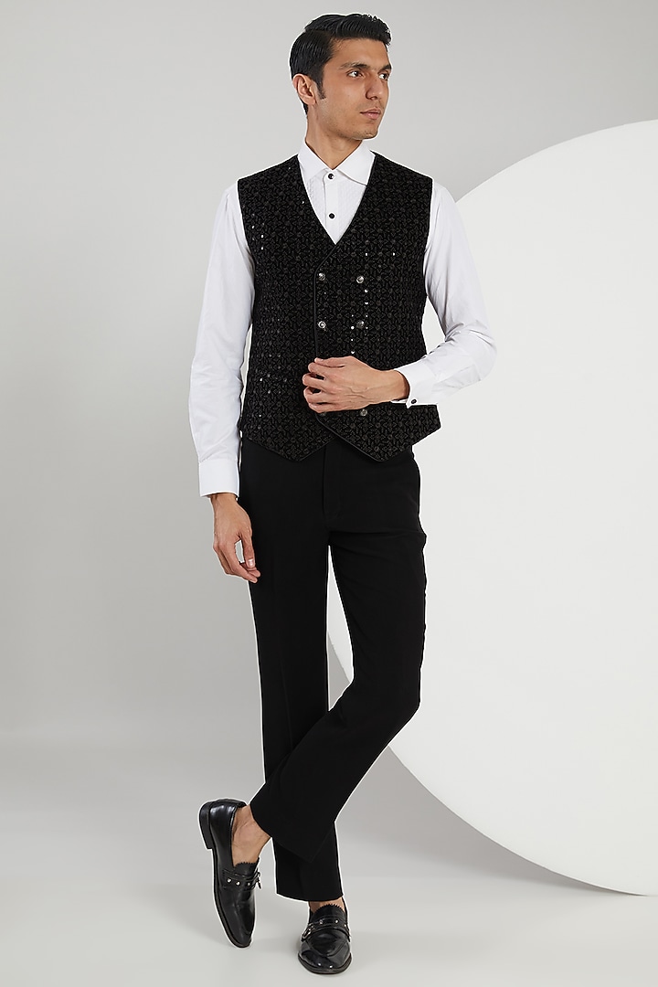 Black Micro Velvet Hand Embroidered Tuxedo Set by Zoop Men at Pernia's Pop Up Shop