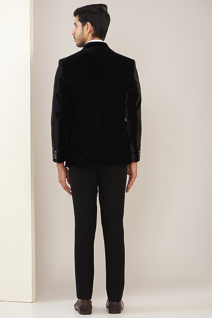 Deep Black Velvet Tuxedo Set by Zoop Men at Pernia's Pop Up Shop