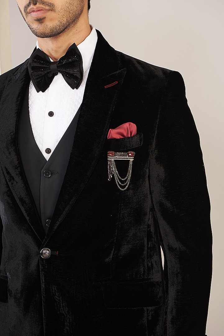 Deep Black Velvet Tuxedo Set by Zoop Men at Pernia's Pop Up Shop