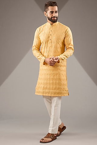 Yellow Banarasi Cotton Silk Thread Embroidered Kurta Set by Zoop Men