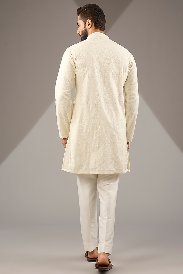 Cream Banarasi Cotton Silk Thread Embroidered Kurta Set by Zoop Men at Pernia's Pop Up Shop