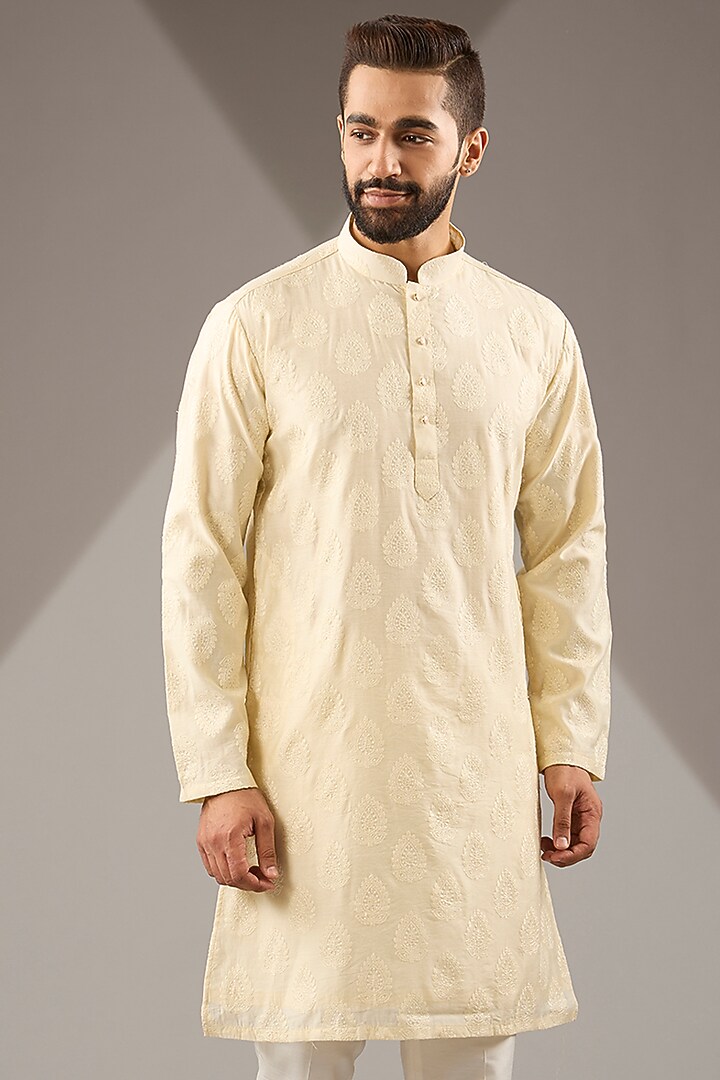 Cream Banarasi Cotton Silk Thread Embroidered Kurta Set by Zoop Men at Pernia's Pop Up Shop