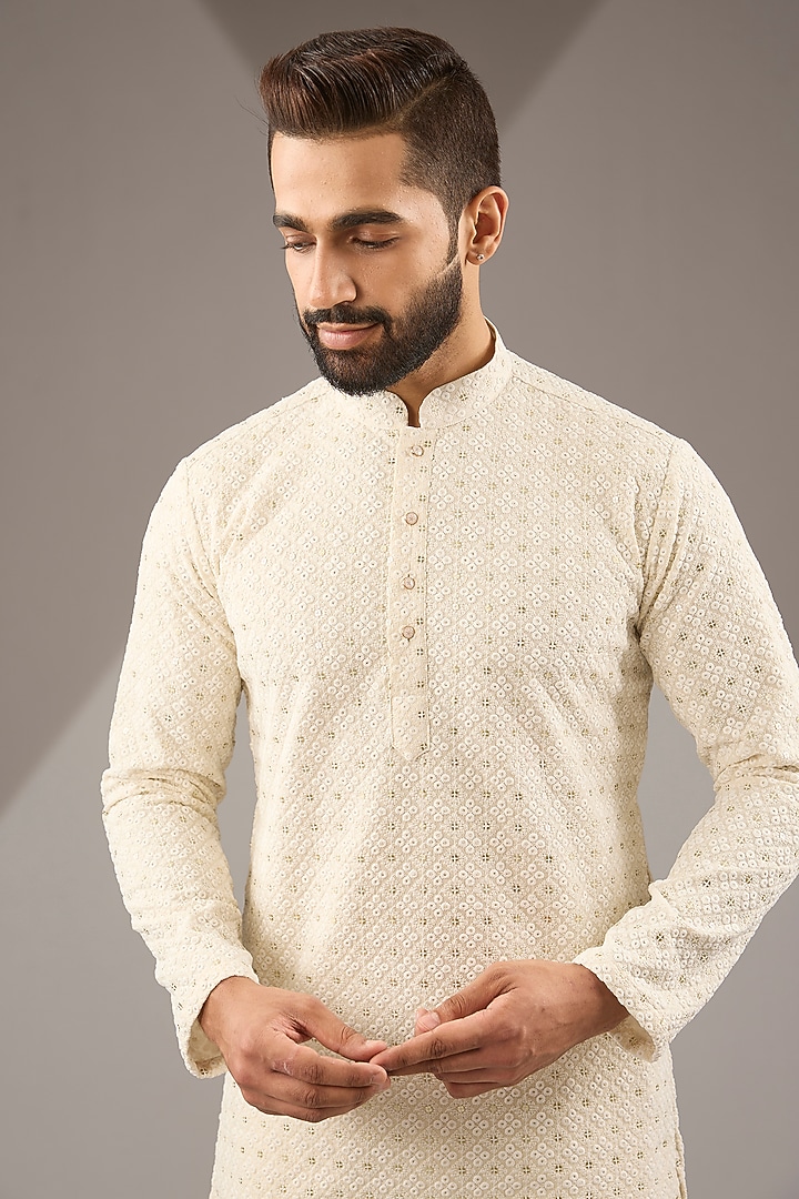 Cream Banarasi Cotton Silk Thread & Sequins Embroidered Kurta Set by Zoop Men at Pernia's Pop Up Shop