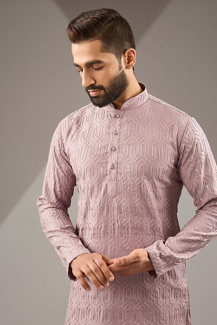 Light Purple Banarasi Cotton Silk Thread Embroidered Kurta Set by Zoop Men at Pernia's Pop Up Shop