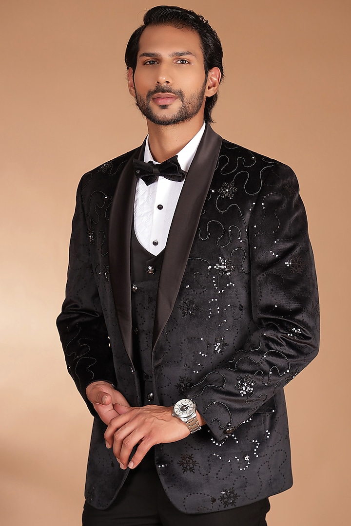 Black Velvet Embroidered Tuxedo Set by Zoop Men at Pernia's Pop Up Shop