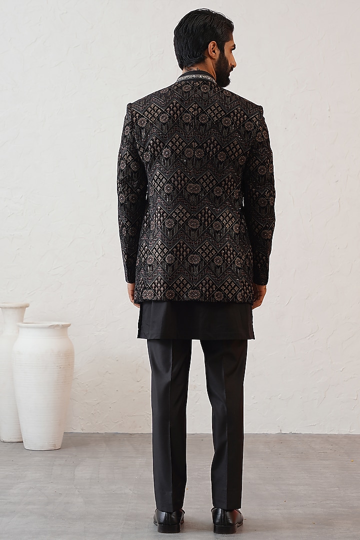 Black Velvet Embroidered Jodhpuri Set by Zoop Men at Pernia's Pop Up Shop