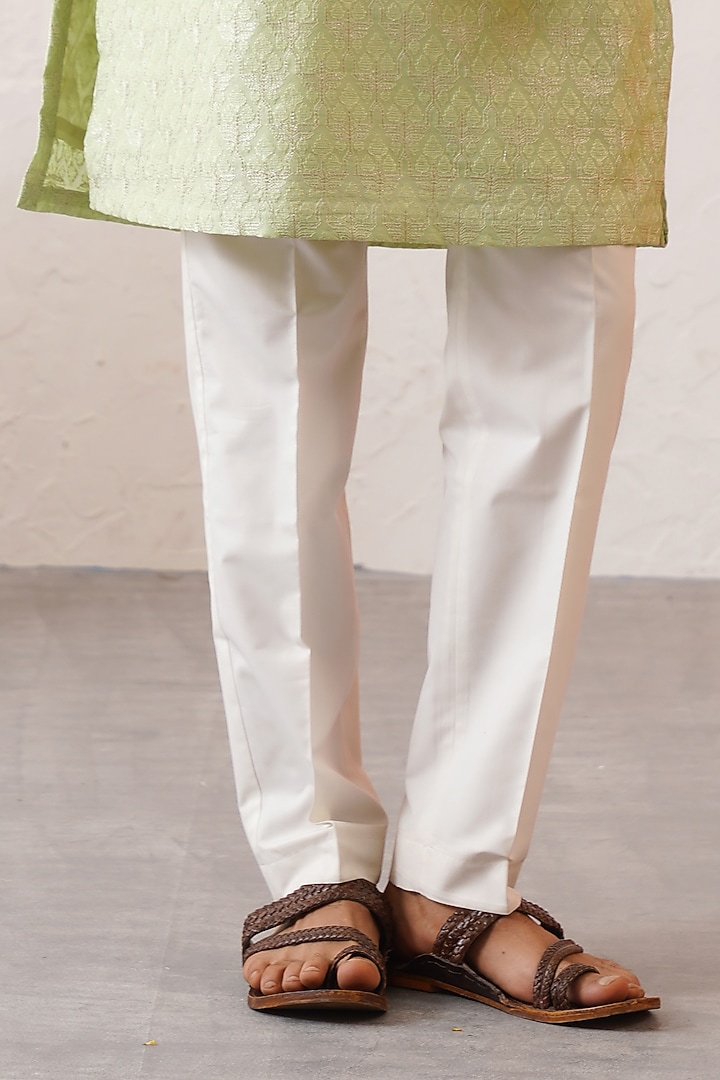 Light Green Banarasi Cotton Silk Thread Embroidered Kurta Set by Zoop Men at Pernia's Pop Up Shop
