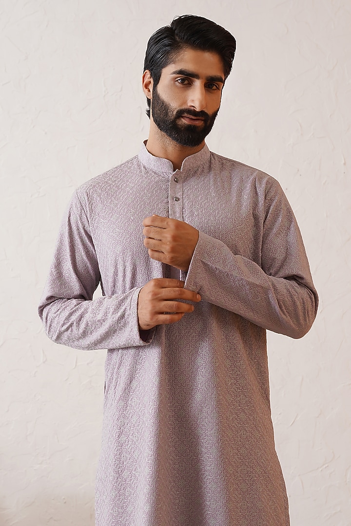 Pale Mauve Banarasi Cotton Silk Thread Embroidered Kurta Set by Zoop Men at Pernia's Pop Up Shop