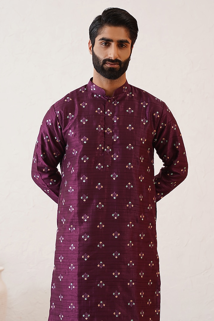 Purple Banarasi Cotton Silk Thread Embroidered Kurta Set by Zoop Men at Pernia's Pop Up Shop