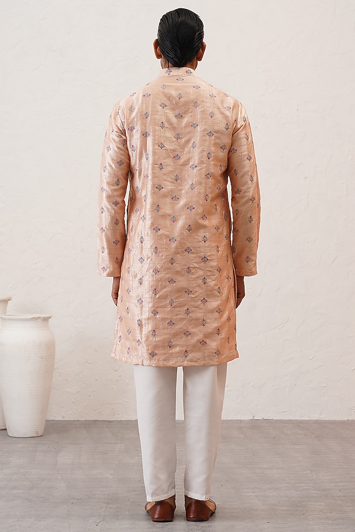 Peach Banarasi Cotton Silk Thread Embroidered Kurta Set by Zoop Men at Pernia's Pop Up Shop