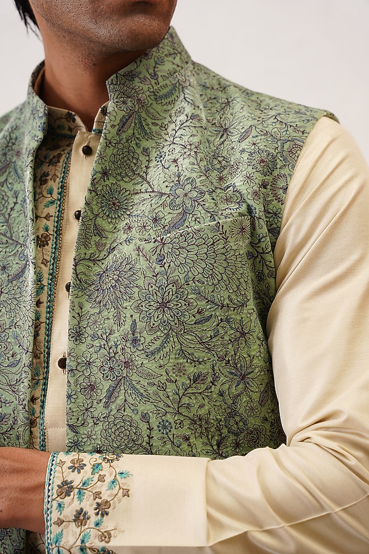 Green Micro Velvet Embroidered Wedding Indowestern Set by Zoop Men at Pernia's Pop Up Shop