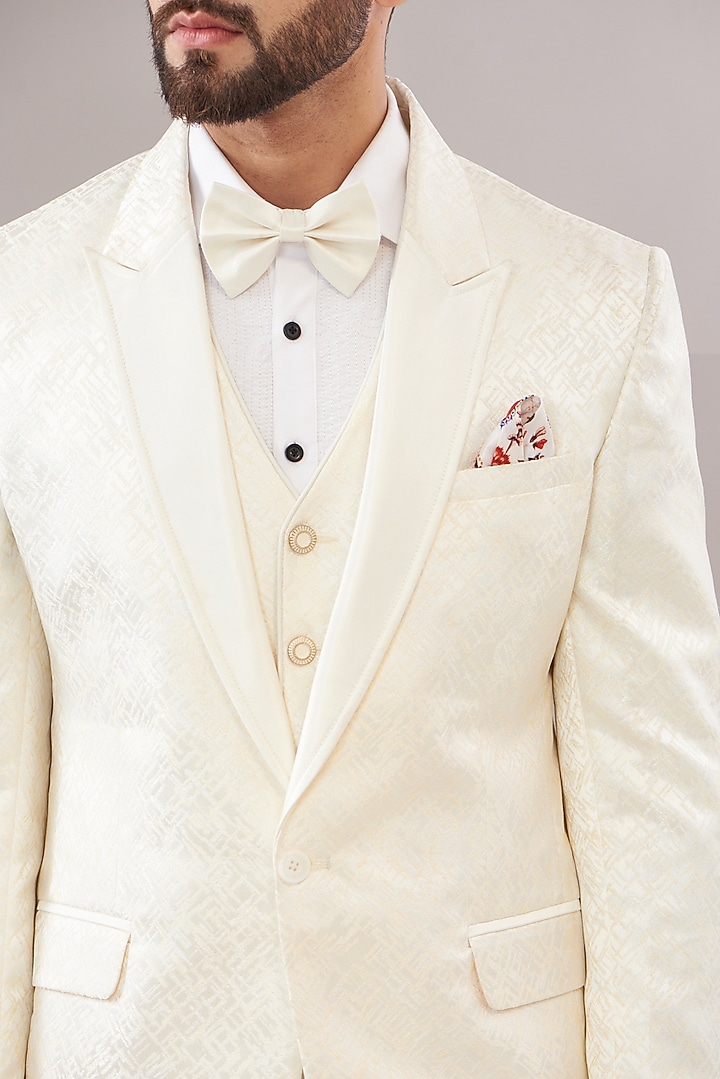 White Turkish Jacquard Tuxedo Set by Zoop Men at Pernia's Pop Up Shop