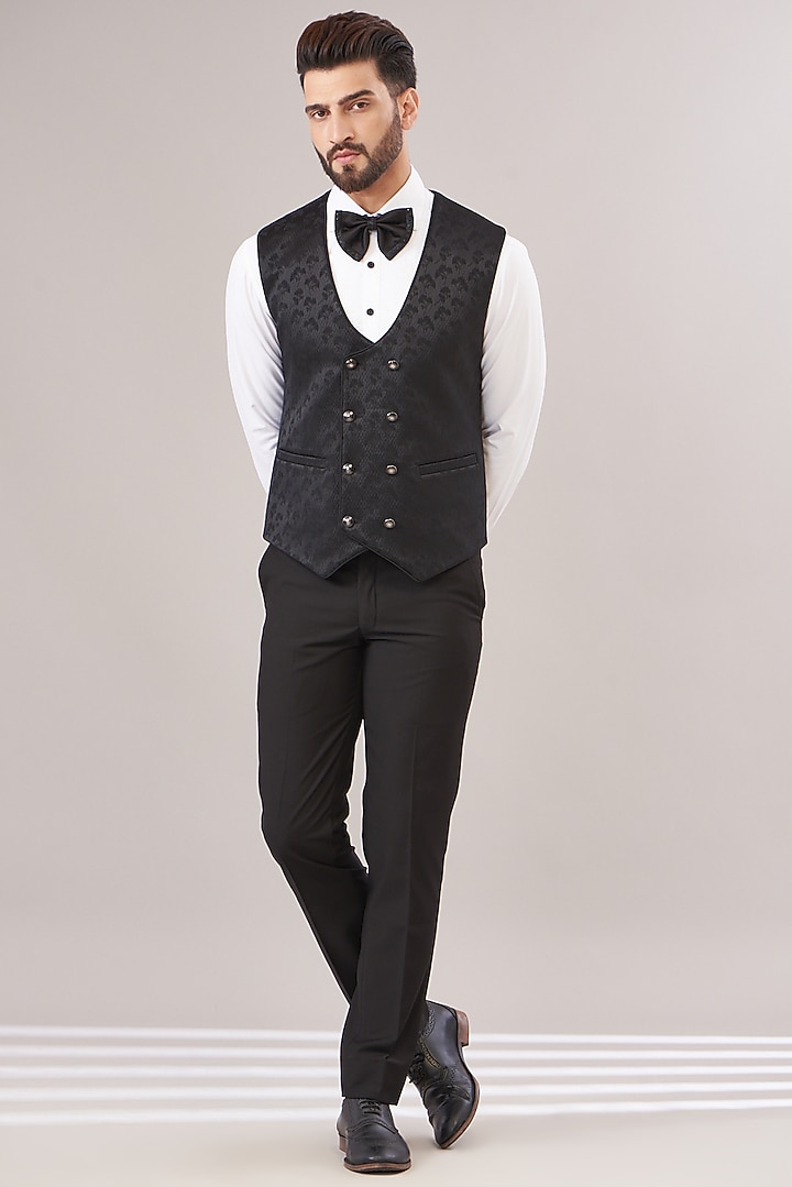 Black Turkish Jacquard Cutdana Embellished Tuxedo Set by Zoop Men at Pernia's Pop Up Shop