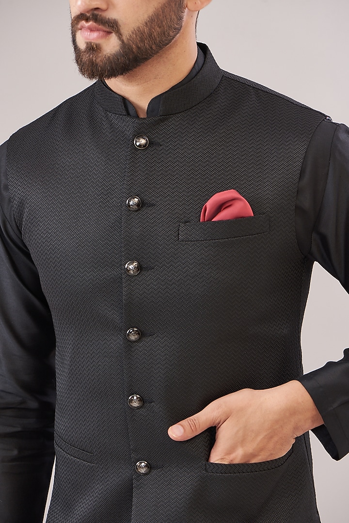 Black Jacquard Bundi Jacket Set by Zoop Men at Pernia's Pop Up Shop
