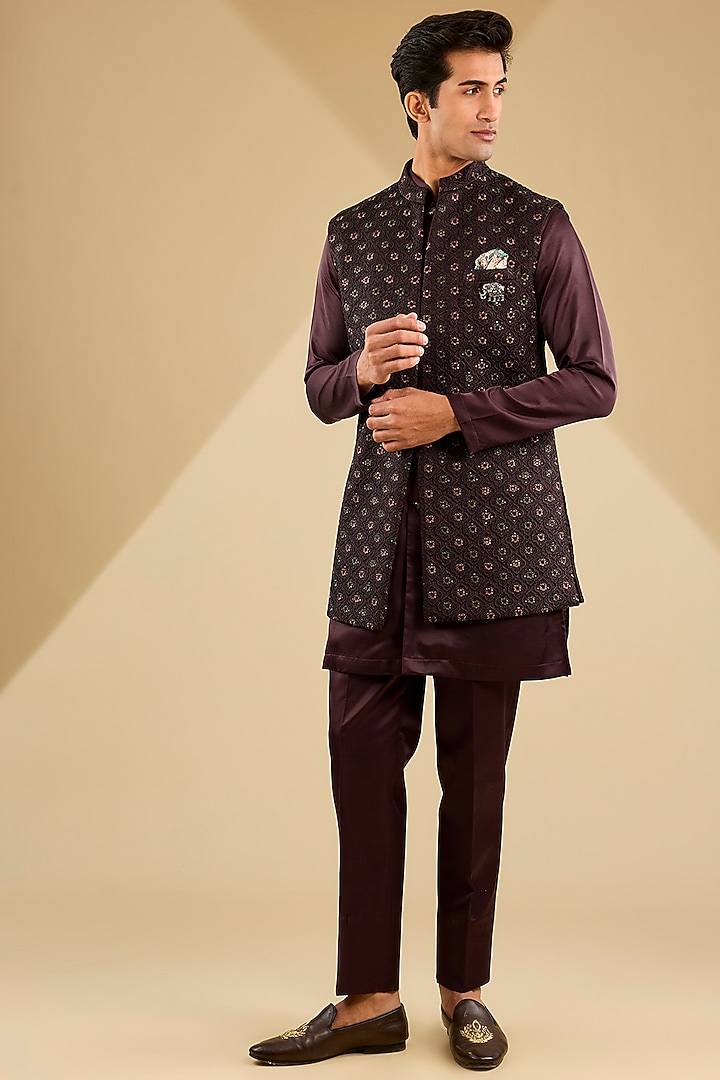 Maroon Jacquard Silk Thread Embroidered Indowestern Set by Zoop Men at Pernia's Pop Up Shop