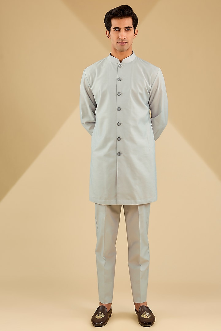 Off-White Jacquard Silk Thread Embroidered Indowestern Set by Zoop Men at Pernia's Pop Up Shop