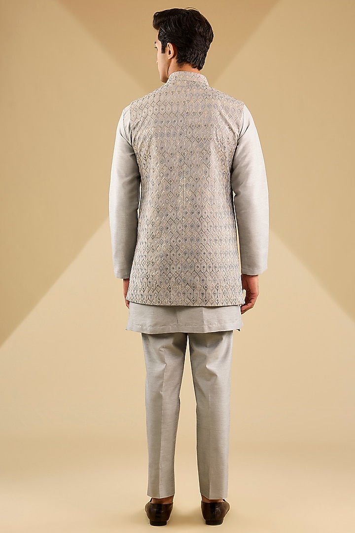 Steel Grey Jacquard Silk Thread Embroidered Indowestern Set by Zoop Men at Pernia's Pop Up Shop