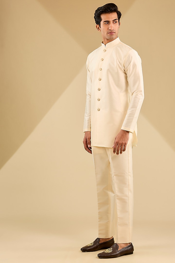 Fawn Cream Jacquard Silk Embroidered Bundi Jacket Set by Zoop Men at Pernia's Pop Up Shop