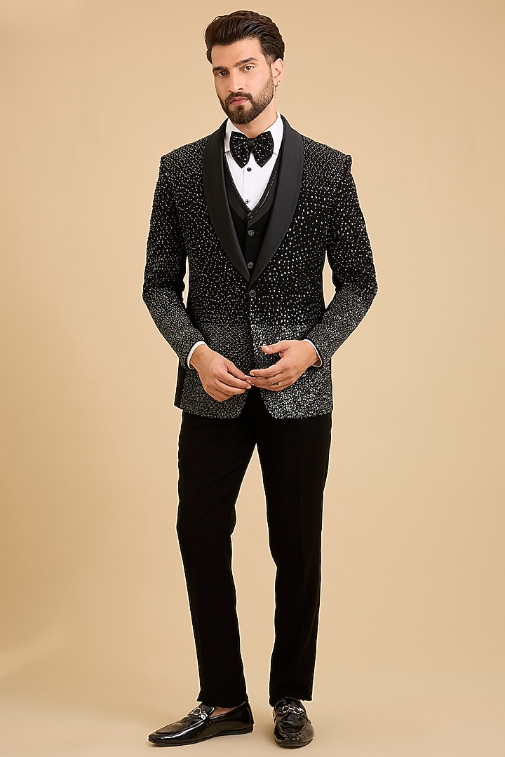 Black Suiting Tuxedo Set by Zoop Men at Pernia's Pop Up Shop