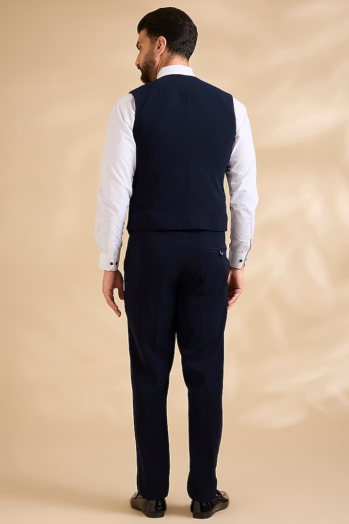 Navy Blue Suiting Tuxedo Set by Zoop Men at Pernia's Pop Up Shop