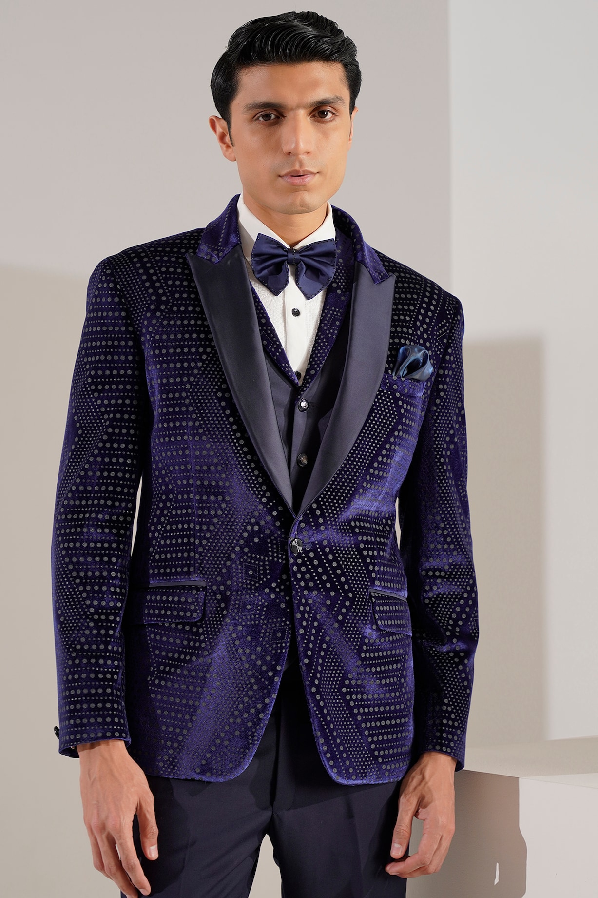Buy Zoop Men Blue Velvet Tuxedo Set at 2023
