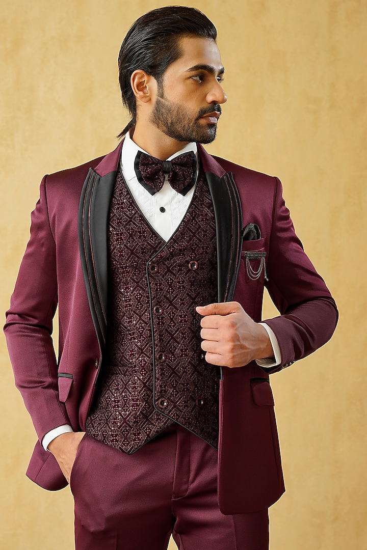 Wine Jacquard Tuxedo Set by Zoop Men at Pernia's Pop Up Shop