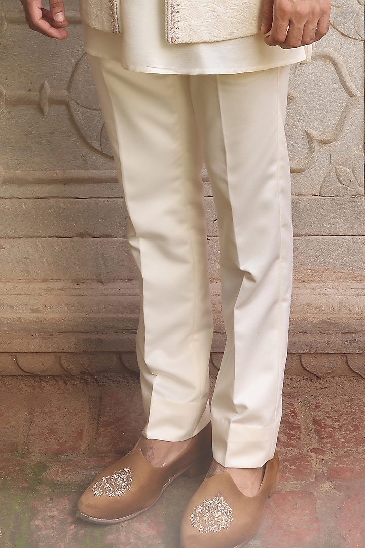 Light Cream Jacquard Silk Pearl Embroidered Indo-Western Set by Zoop Men at Pernia's Pop Up Shop