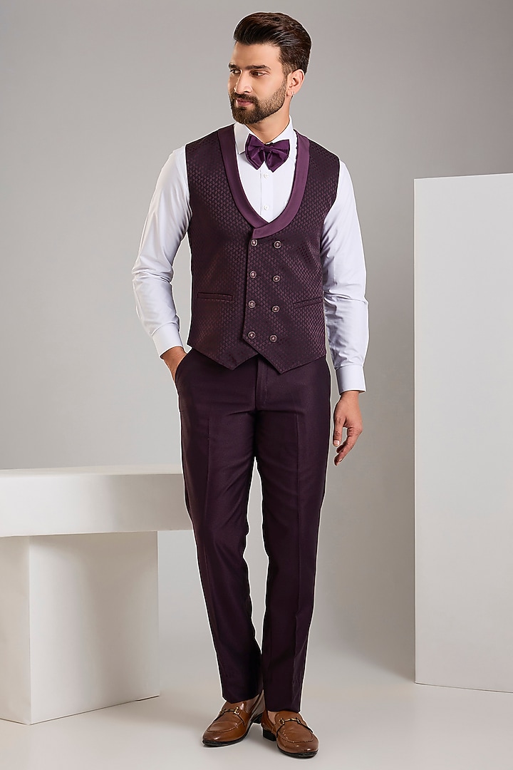Wine Jacquard Tuxedo Set by Zoop Men at Pernia's Pop Up Shop