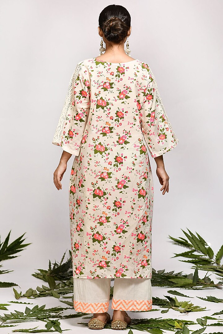 Cream Pure Cotton Screen Printed Kurta Set by Zumaira The Label at Pernia's Pop Up Shop