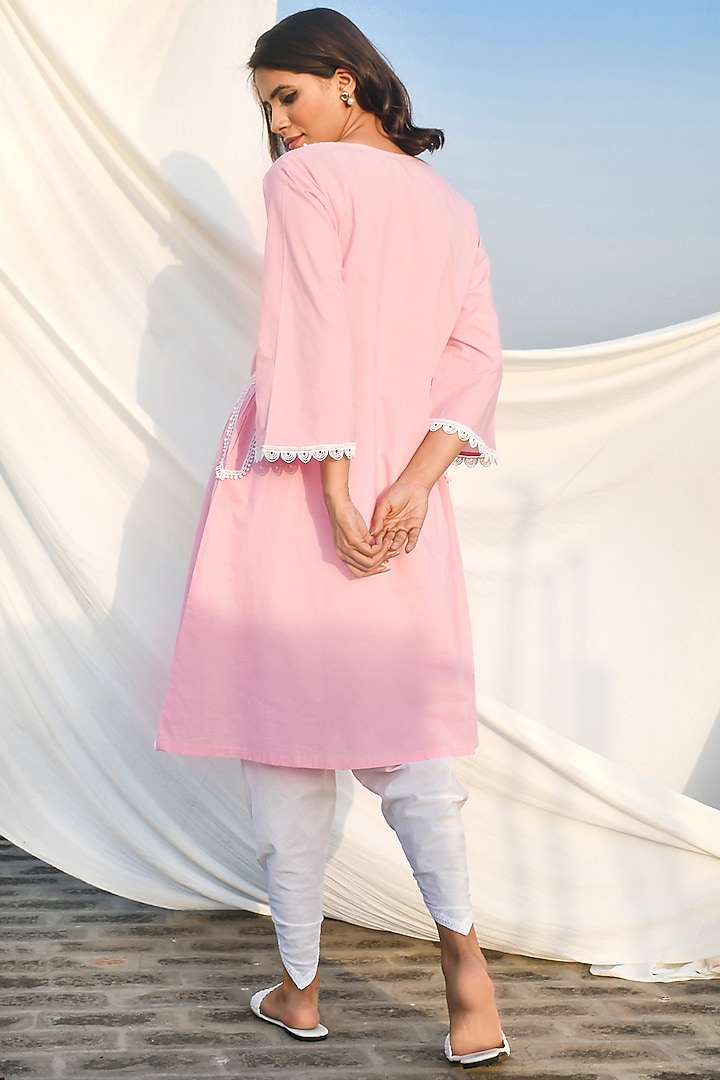 Pink Cotton A-Line Kurta Set by Zumaira The Label at Pernia's Pop Up Shop