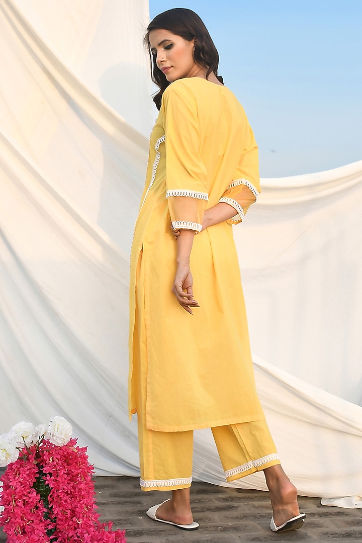 Yellow Cotton Kurta Set by Zumaira The Label at Pernia's Pop Up Shop