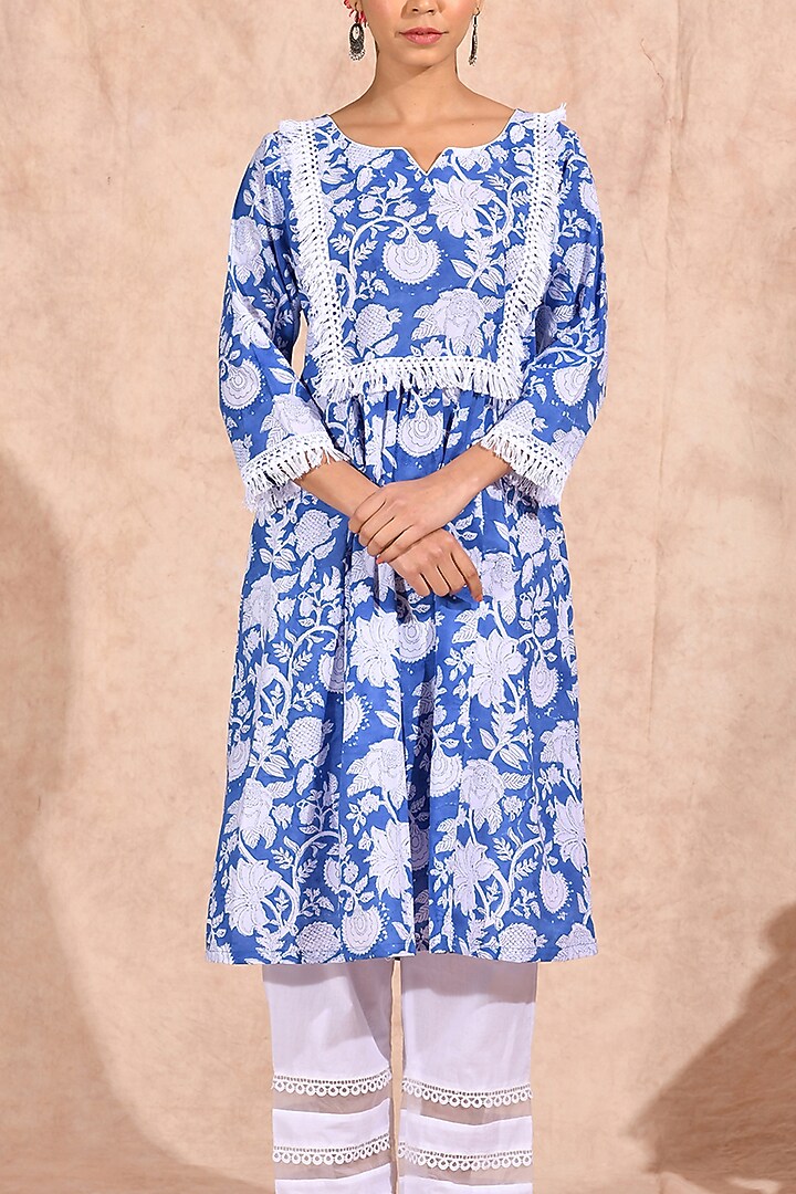 Blue Block Printed Kurta Set by Zumaira The Label at Pernia's Pop Up Shop