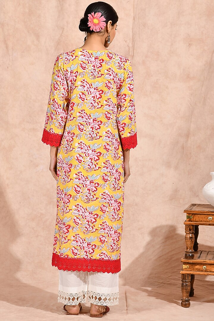 Yellow Printed Kurta Set by Zumaira The Label at Pernia's Pop Up Shop